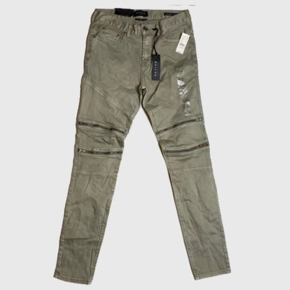 Pacsun Stacked Skinny Knee Zipper Jeans NWT